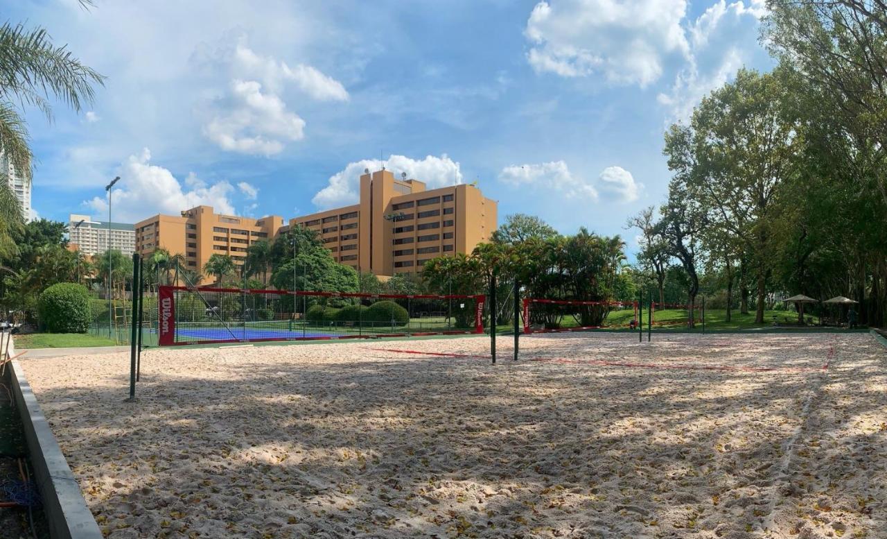 Hotel Transamerica Сао Паоло Екстериор снимка The volleyball court at the University of Houston