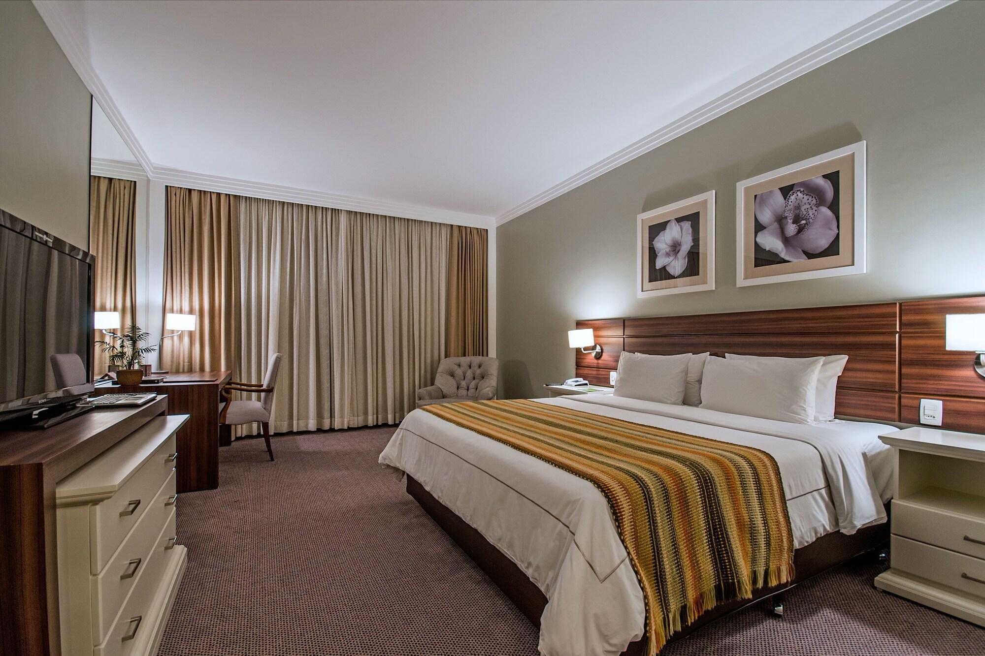 Hotel Transamerica Сао Паоло Екстериор снимка A room at the hotel