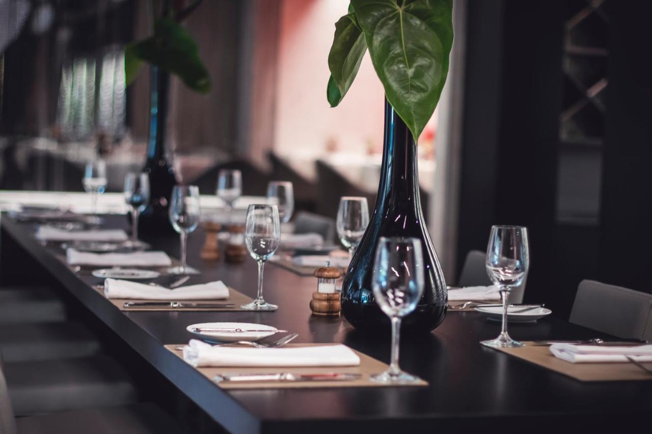 Hotel Transamerica Сао Паоло Екстериор снимка Restaurant Table